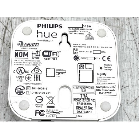 Zestaw startowy Philips Hue Secure (żarówki E27, kamera, czujniki kontaktu)
