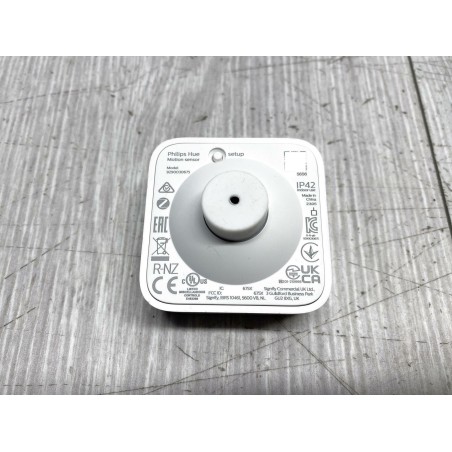 Zestaw startowy PHILIPS HUE 9W E27 + mostek Hue